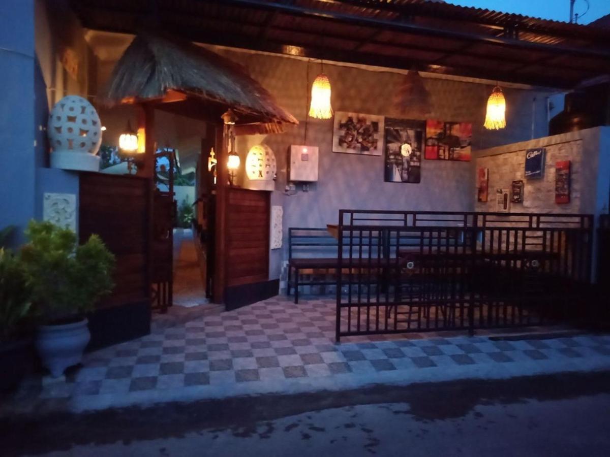 Gedhong Hostel Batununggul Kültér fotó